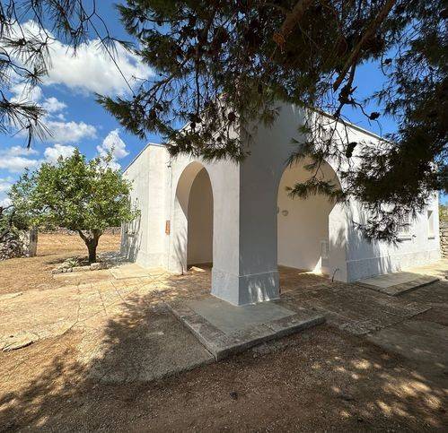 casa indipendente in vendita a Carovigno in zona Serranova