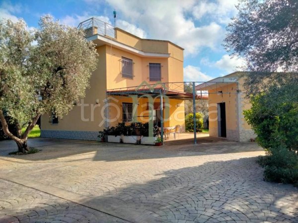 casa indipendente in vendita a Carovigno