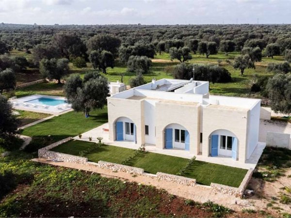 casa indipendente in vendita a Carovigno