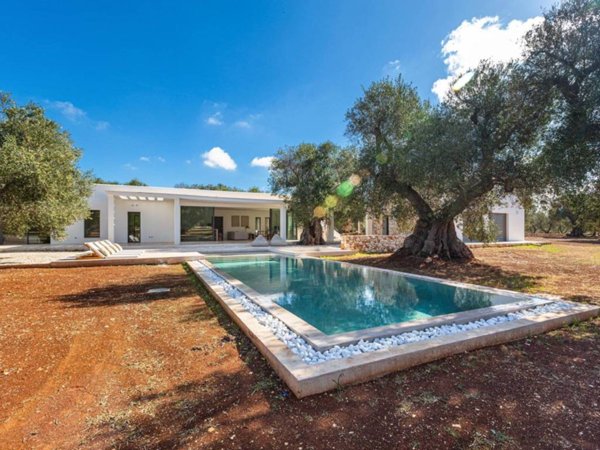 casa indipendente in vendita a Carovigno