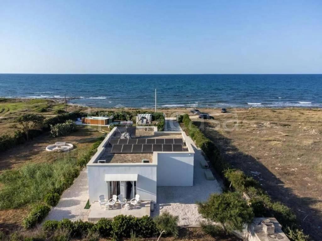 casa indipendente in vendita a Carovigno