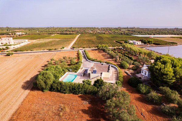 casa indipendente in vendita a Carovigno in zona Serranova
