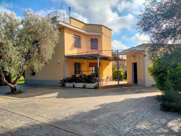 casa indipendente in vendita a Carovigno