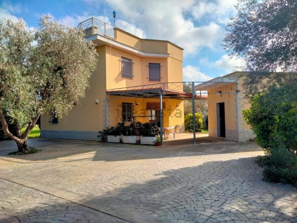 casa indipendente in vendita a Carovigno