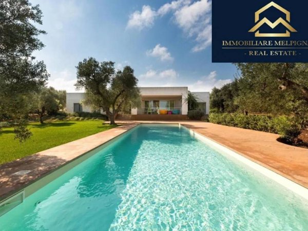 casa indipendente in vendita a Carovigno