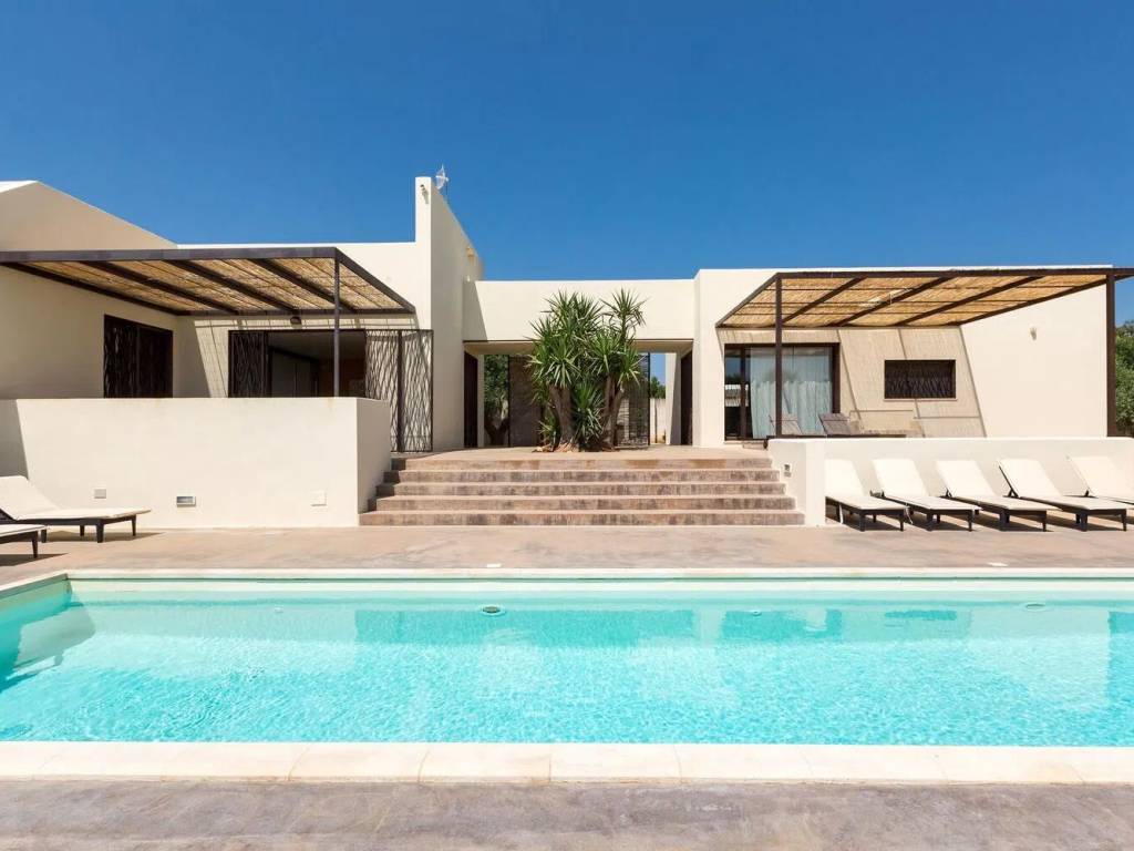 casa indipendente in vendita a Carovigno