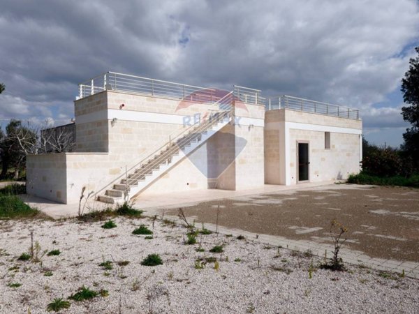 casa indipendente in vendita a Carovigno