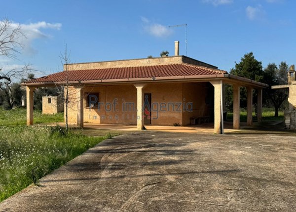 casa indipendente in vendita a Carovigno