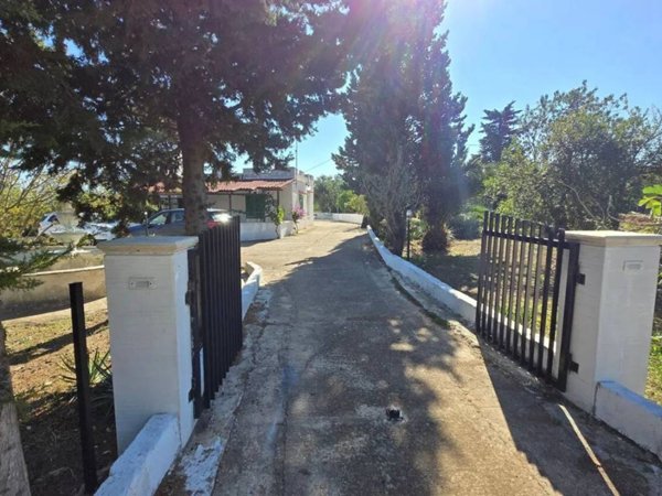 casa indipendente in vendita a Carovigno