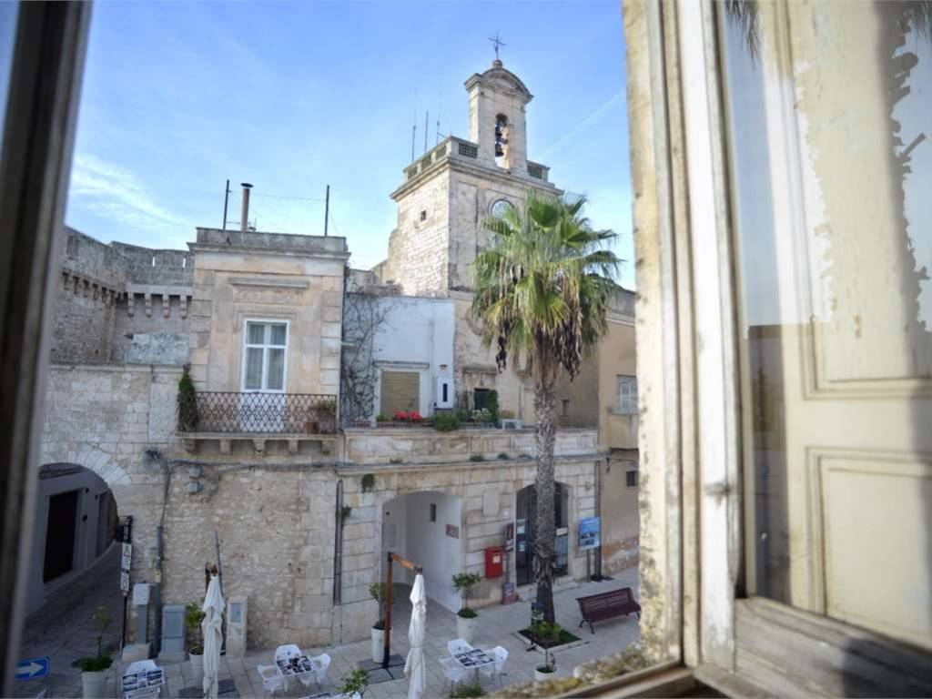 intera palazzina in vendita a Carovigno