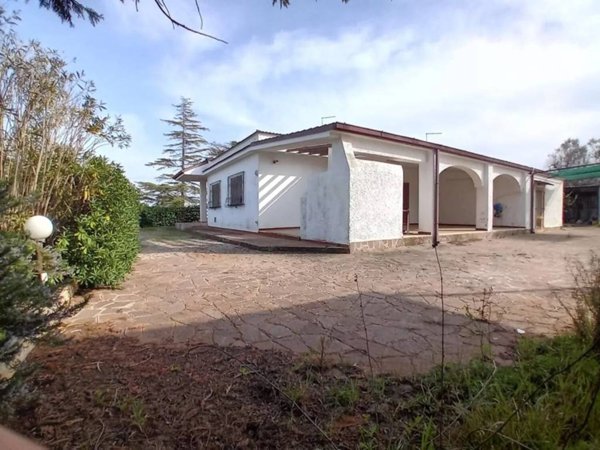 casa indipendente in vendita a Carovigno