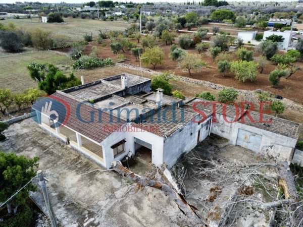 casa indipendente in vendita a Carovigno