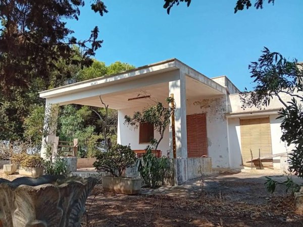 casa indipendente in vendita a Carovigno