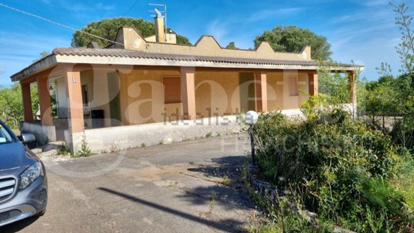 casa indipendente in vendita a Carovigno