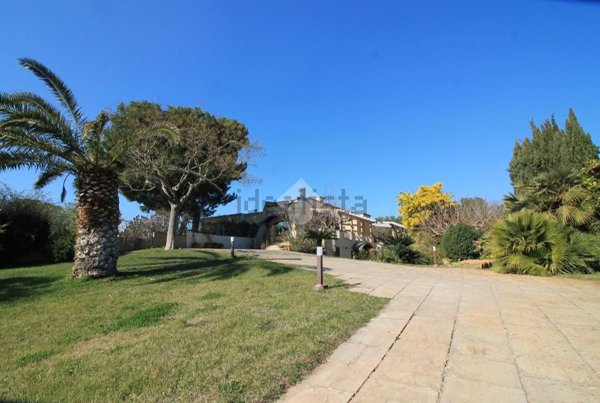 casa indipendente in vendita a Carovigno