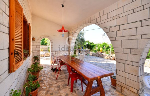 casa indipendente in vendita a Carovigno