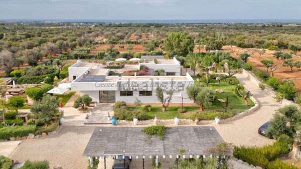 casa indipendente in vendita a Carovigno