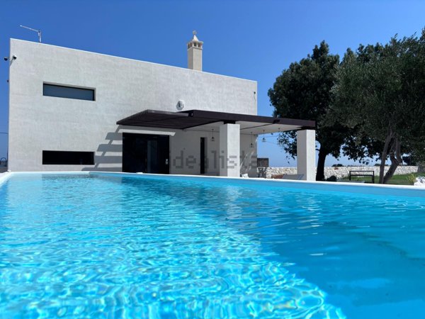 casa indipendente in vendita a Carovigno