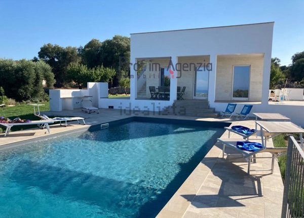 casa indipendente in vendita a Carovigno