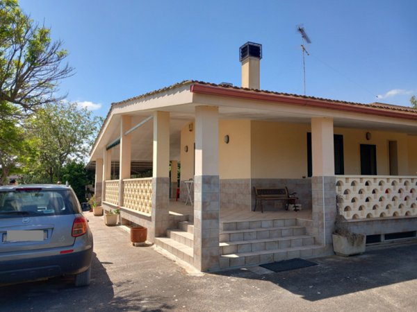 casa indipendente in vendita a Carovigno