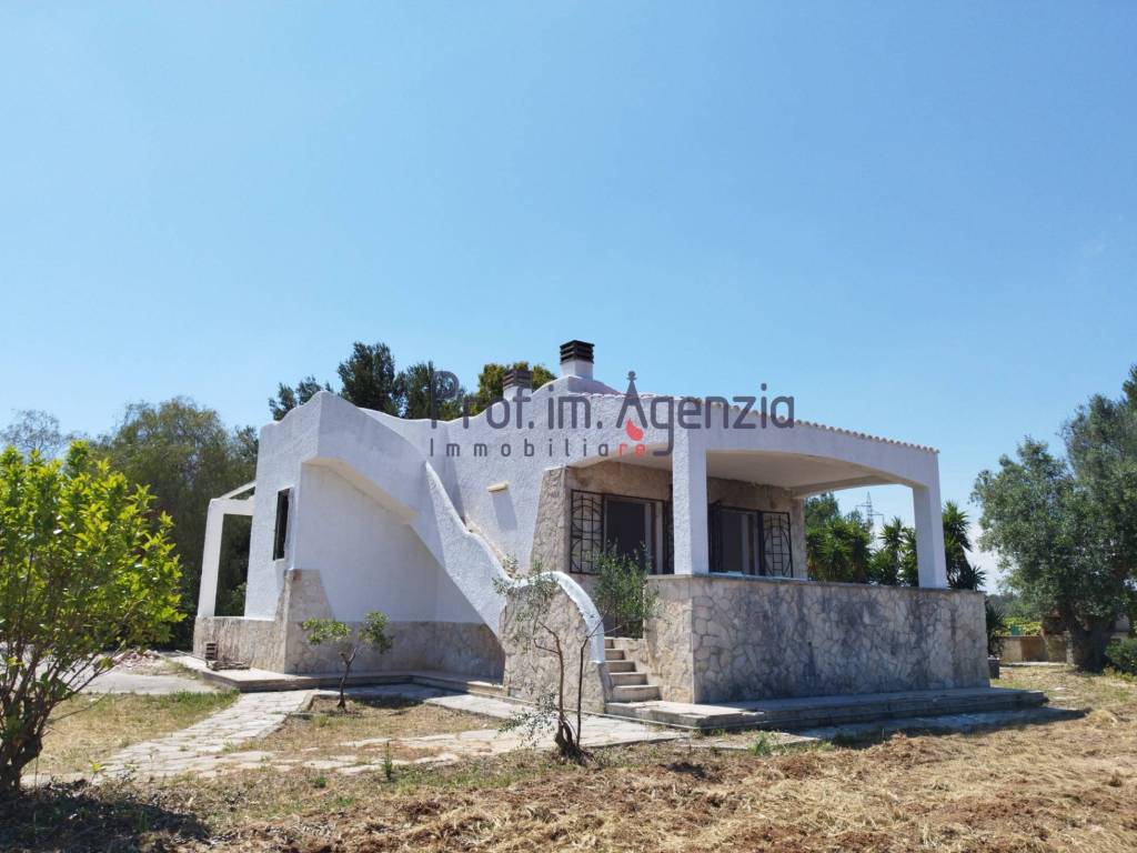 casa indipendente in vendita a Carovigno in zona Serranova