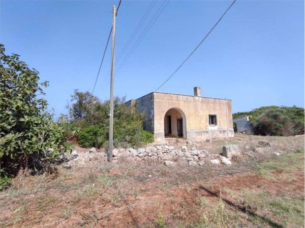 casa indipendente in vendita a Carovigno