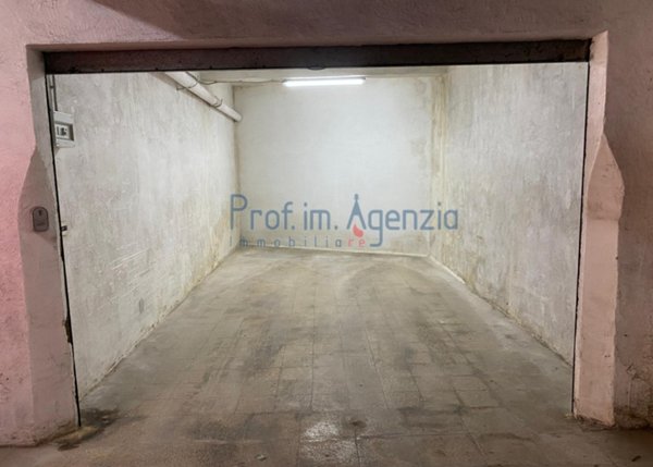 negozio in vendita a Carovigno
