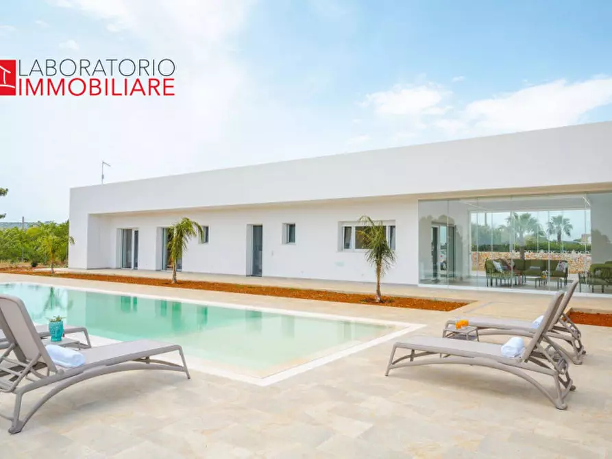 casa indipendente in vendita a Carovigno in zona Torre Santa Sabina