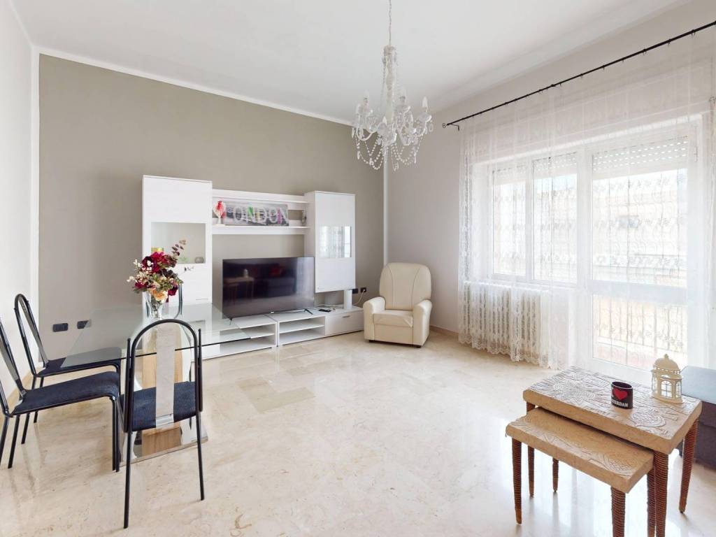 intera palazzina in vendita a Carovigno