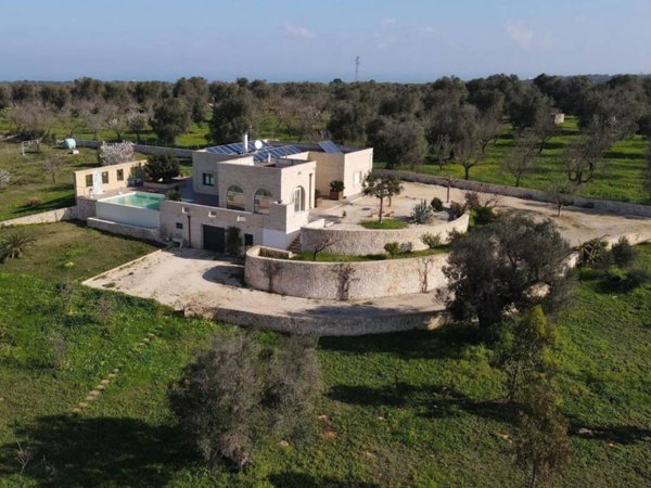 casa indipendente in vendita a Carovigno