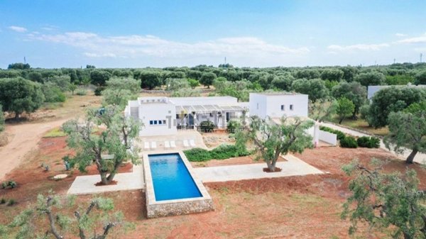 casa indipendente in vendita a Carovigno