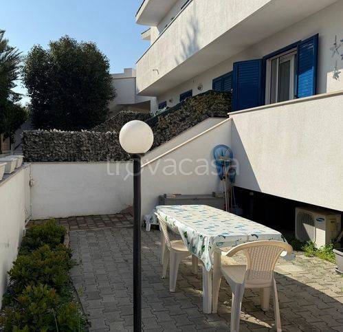 casa indipendente in vendita a Carovigno in zona Torre Santa Sabina