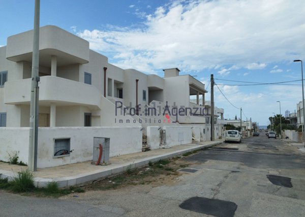 casa indipendente in vendita a Carovigno