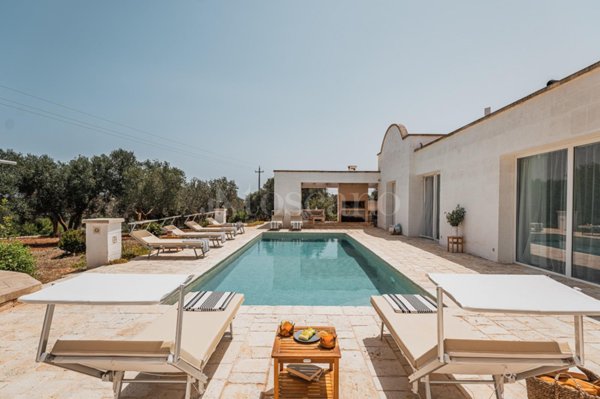 casa indipendente in vendita a Carovigno in zona Torre Santa Sabina