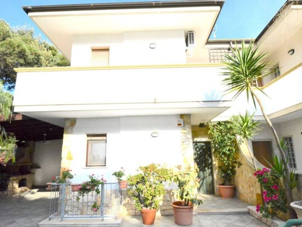 casa indipendente in vendita a Carovigno