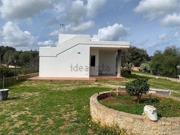 casa indipendente in vendita a Carovigno
