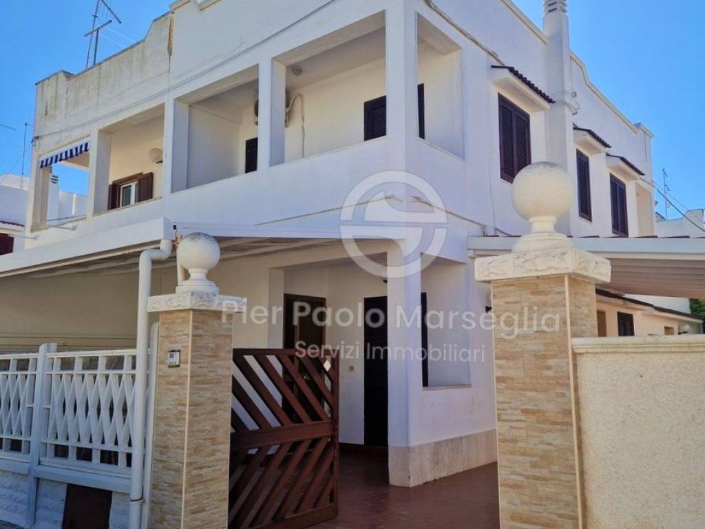casa indipendente in vendita a Carovigno in zona Torre Santa Sabina