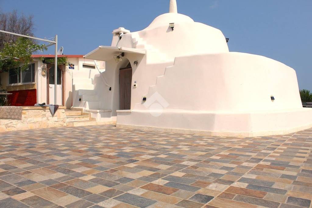 casa indipendente in vendita a Carovigno in zona Serranova