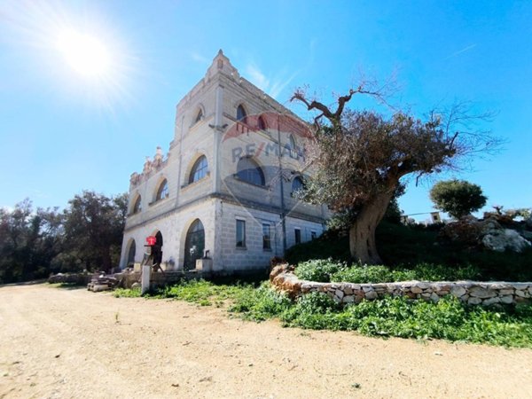 casa indipendente in vendita a Carovigno