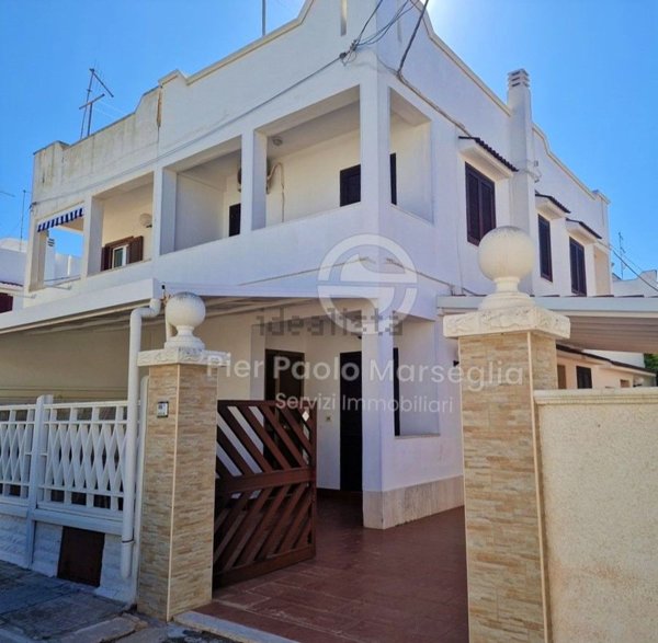 casa indipendente in vendita a Carovigno in zona Torre Santa Sabina