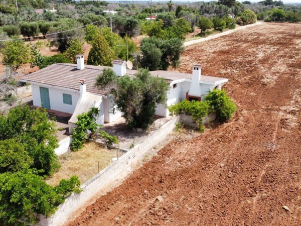 casa indipendente in vendita a Carovigno
