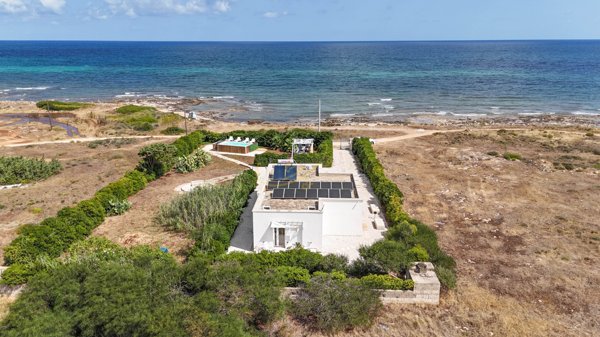 casa indipendente in vendita a Carovigno