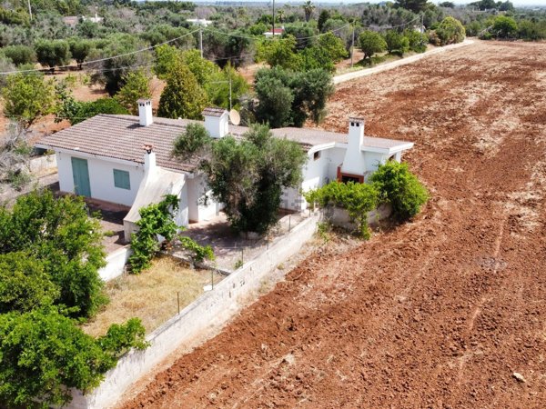 casa indipendente in vendita a Carovigno