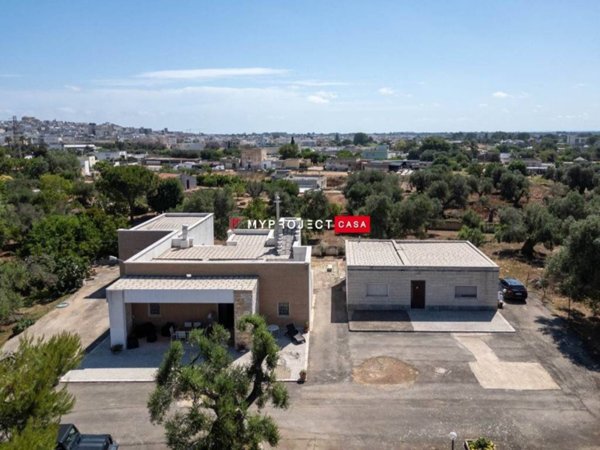 casa indipendente in vendita a Carovigno