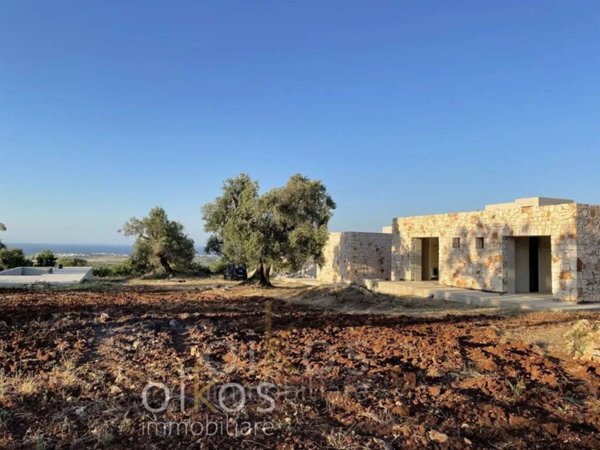 casa indipendente in vendita a Carovigno