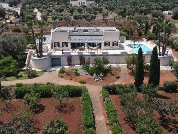 casa indipendente in vendita a Carovigno