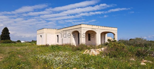 casa indipendente in vendita a Carovigno