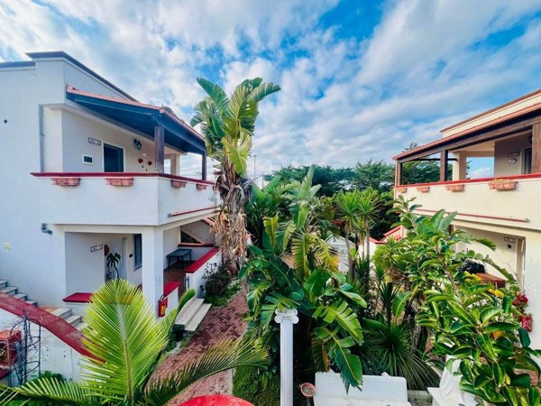 appartamento in vendita a Carovigno in zona Torre Santa Sabina