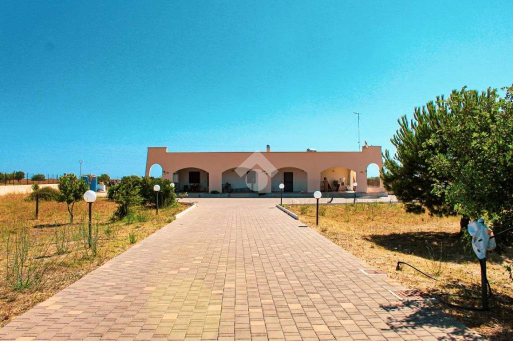 casa indipendente in vendita a Carovigno