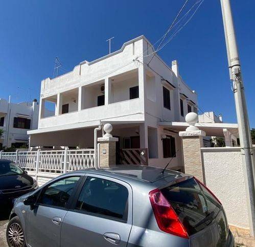 casa indipendente in vendita a Carovigno in zona Torre Santa Sabina
